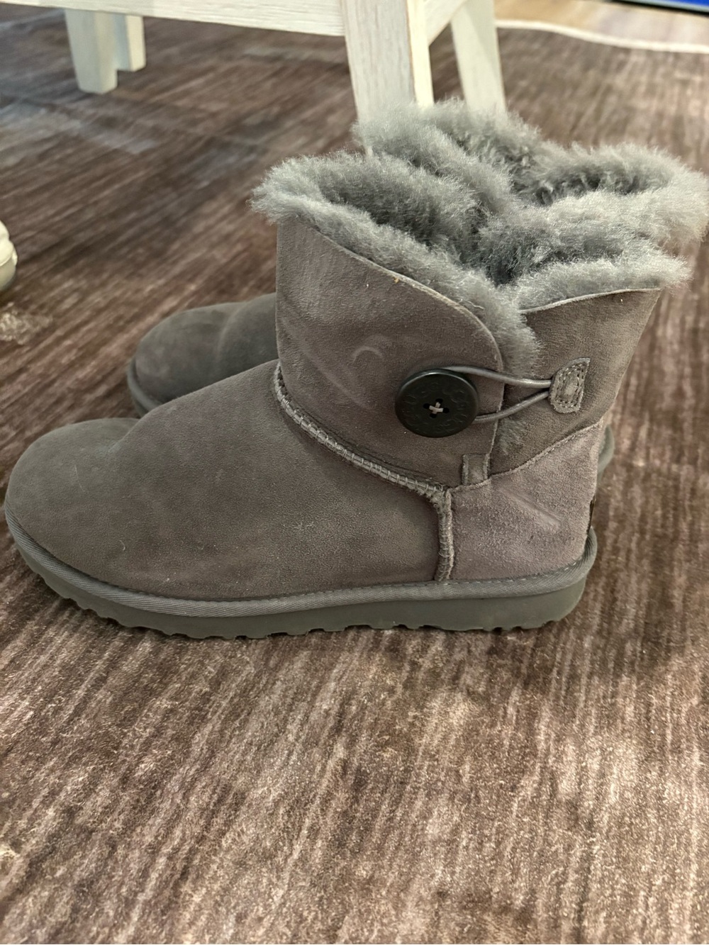 Ugg Bailey button boot
